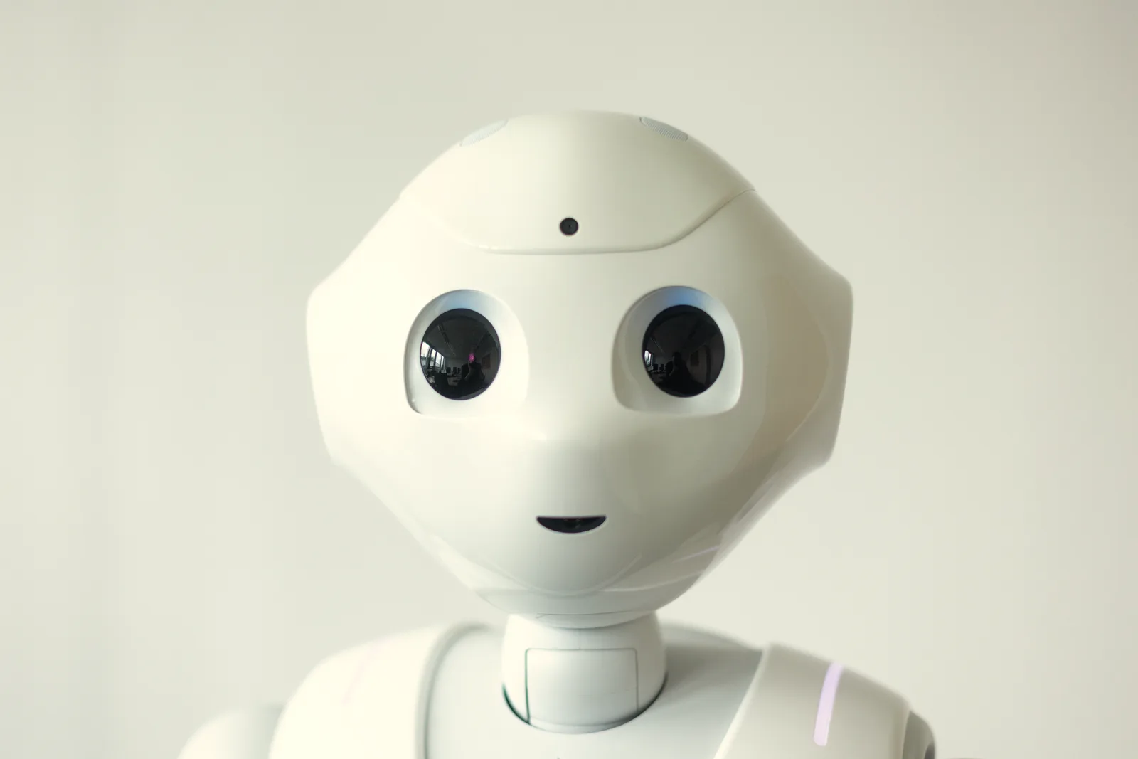 Roboter mit und ohne Gesicht
